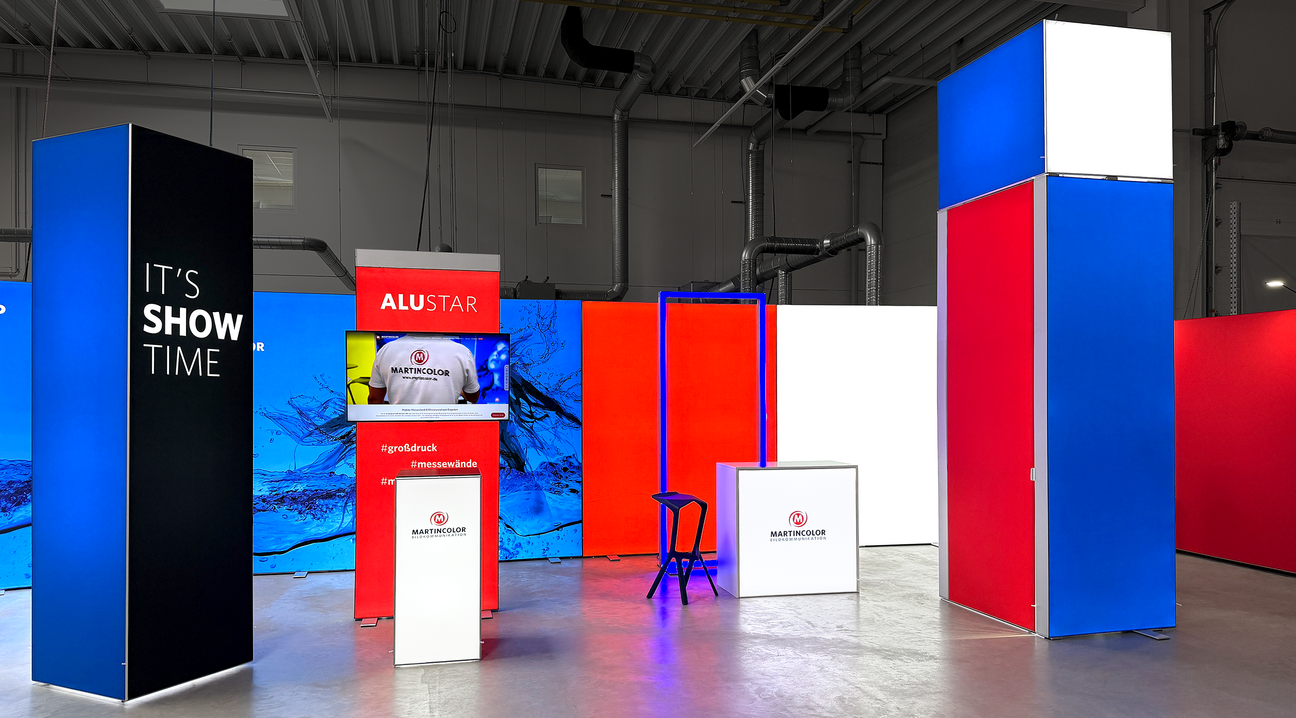 Leuchtsäulen im LED-Messestand Leuchtsäulen im LED-Messestand